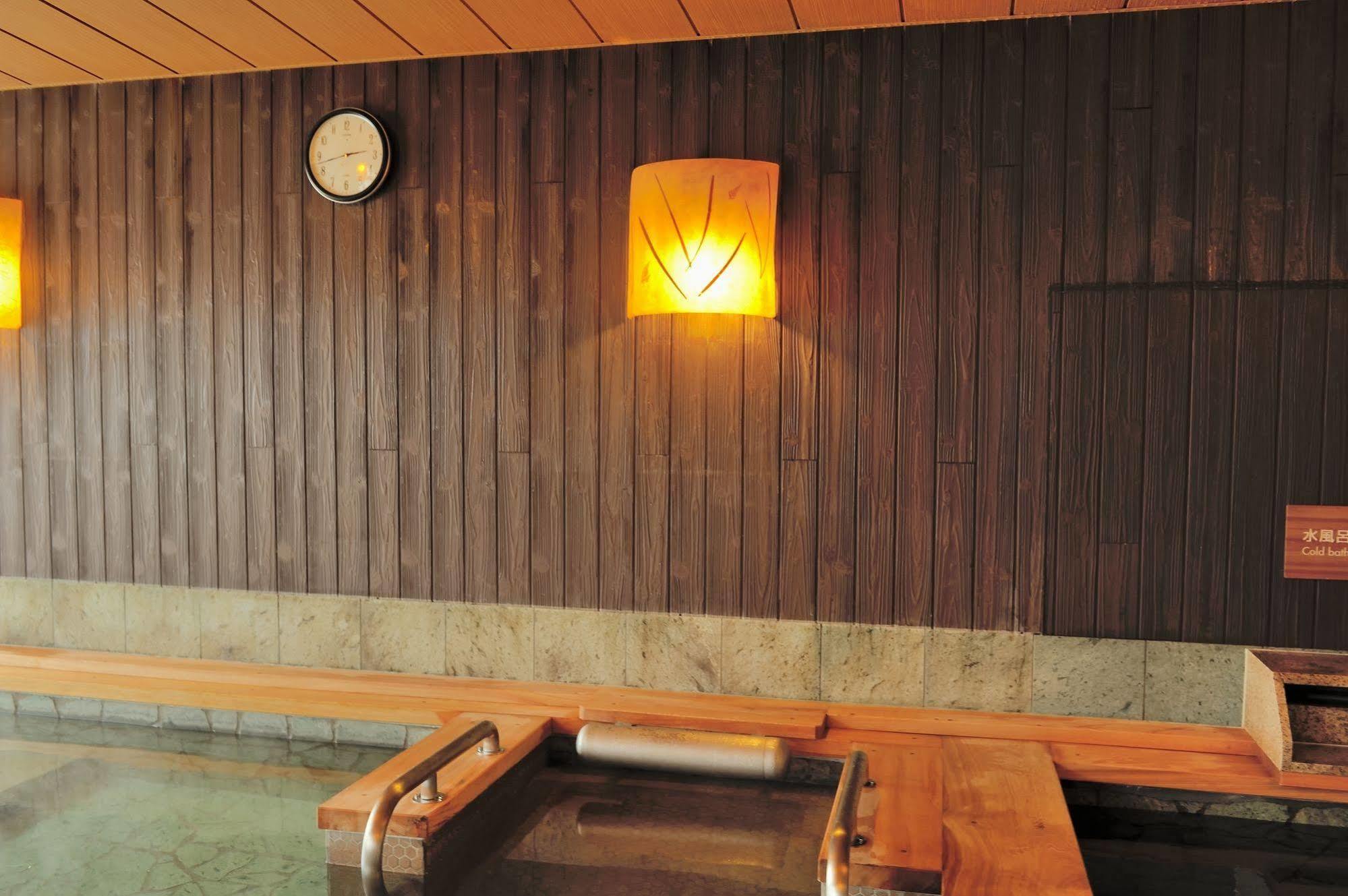 Tennen Onsen Taho-No-Yu Dormy Inn Niigata Exterior photo